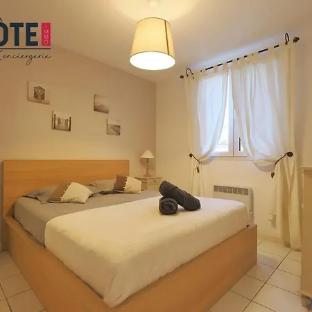 Le Bathyscaphe Apartment *